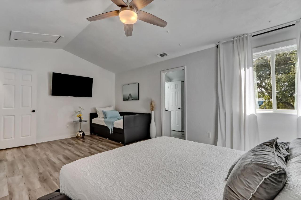 Lux Beach Cabana - Close To Beach & Restaurants เซนต์ออกัสติน ภายนอก รูปภาพ